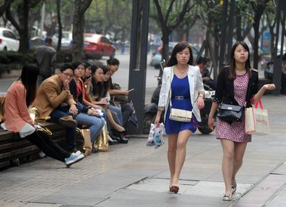 男子连遭室友四次骚扰后报警